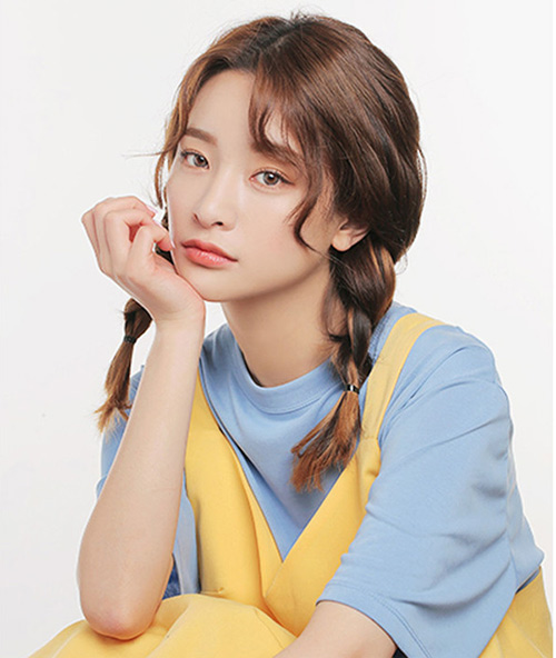 出游季夏曰炎炎，草帽加連衣裙絕對(duì)是標(biāo)配，暑期防曬全攻略！